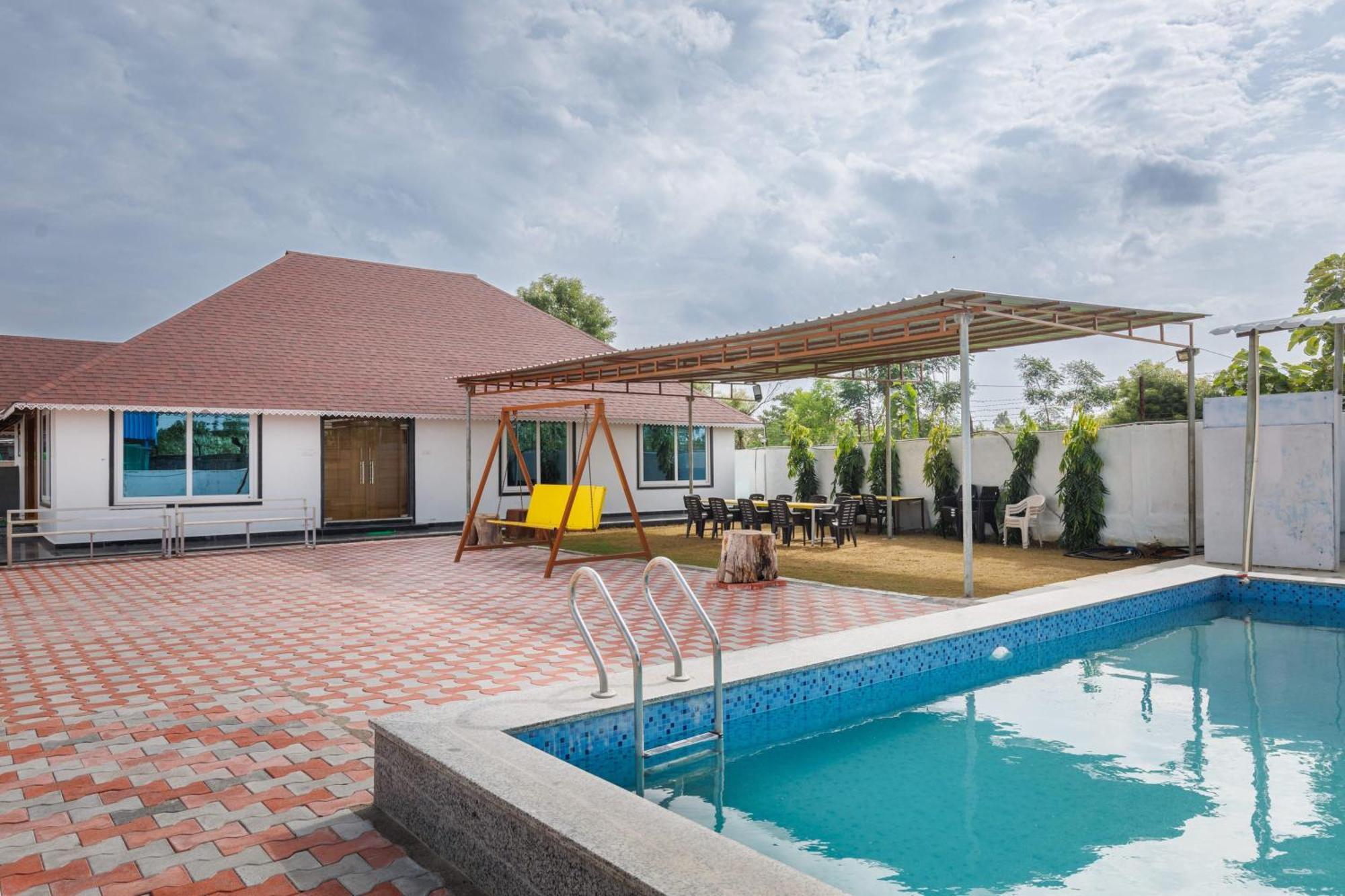 Aqua Lagoon Villa By Secret Turtle Pvt Pool Private Lawn Secundurabad エクステリア 写真