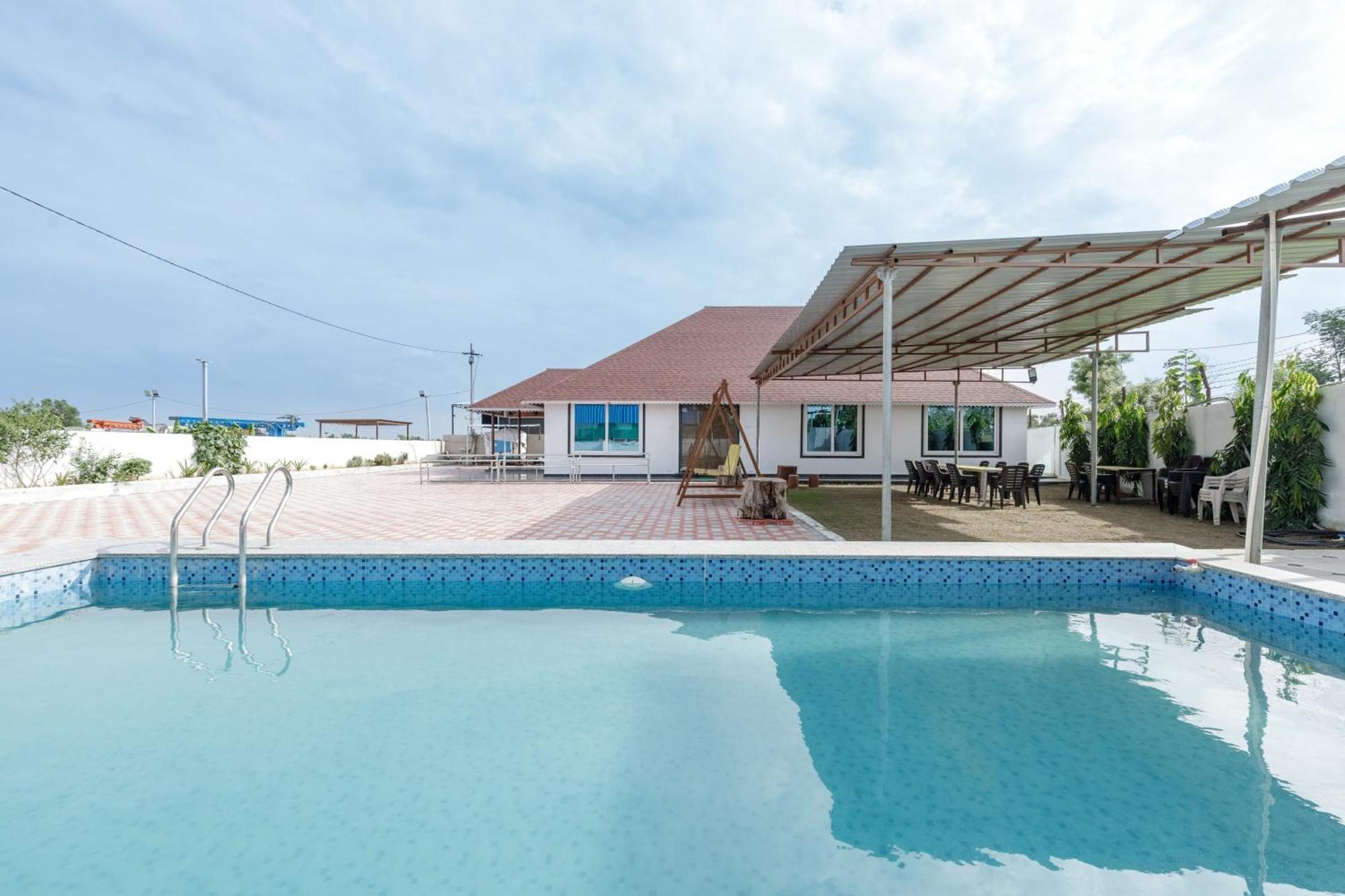 Aqua Lagoon Villa By Secret Turtle Pvt Pool Private Lawn Secundurabad エクステリア 写真