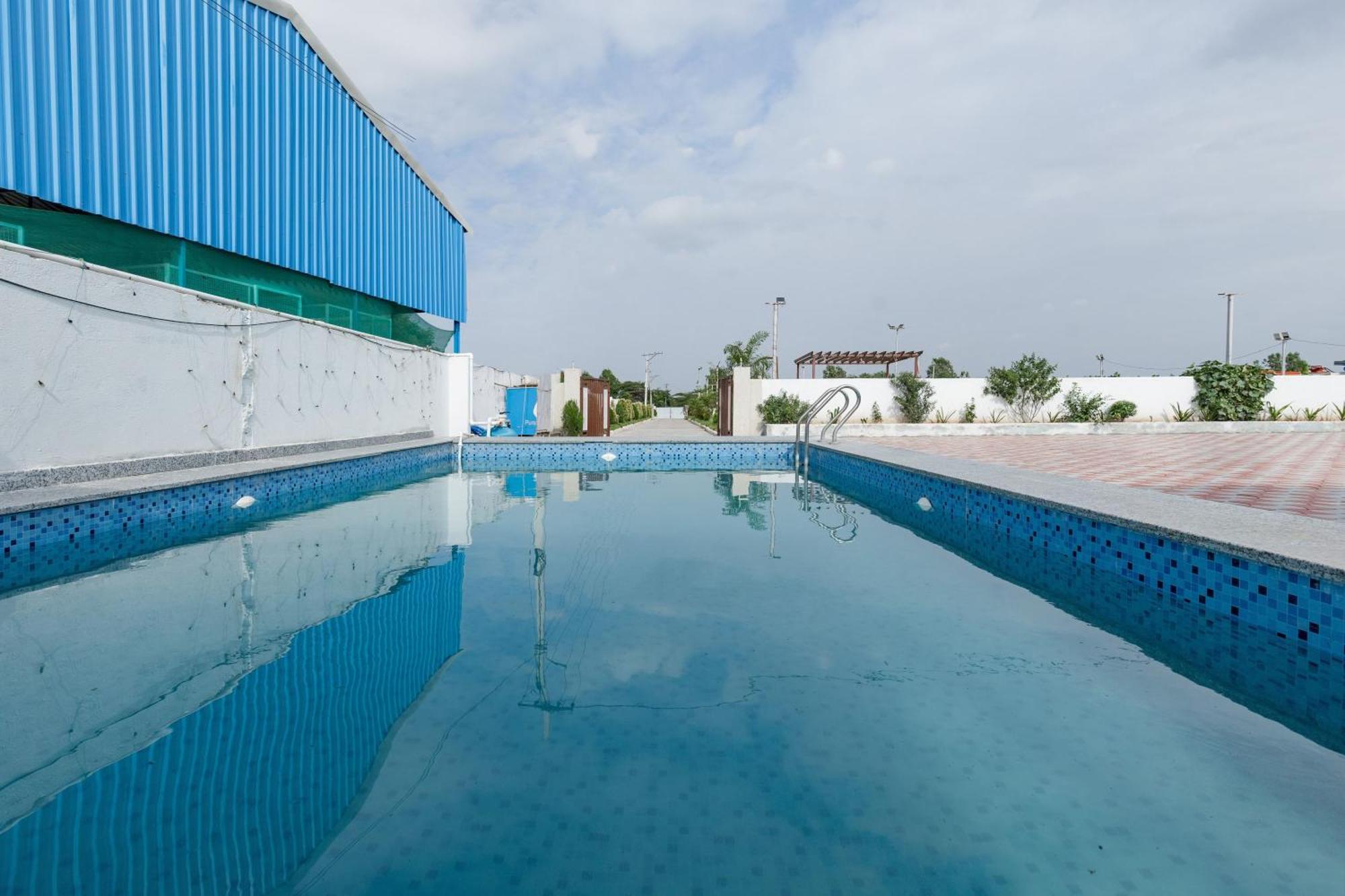 Aqua Lagoon Villa By Secret Turtle Pvt Pool Private Lawn Secundurabad エクステリア 写真